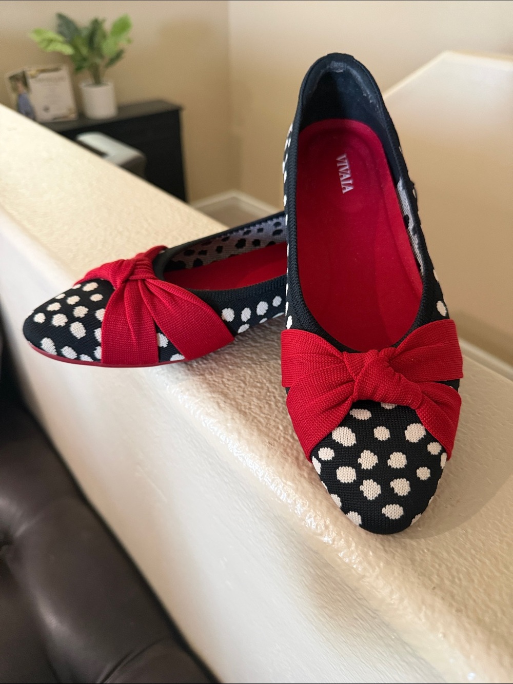 VIVAIA Bibi Almond-Toe Knotted Abstract Polka Dot Ballet Flats Red Bow